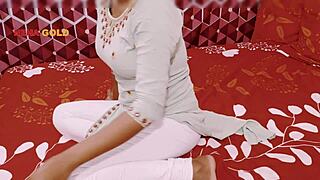watch apni chachi ki beti ki chudai hindi part 1 at night