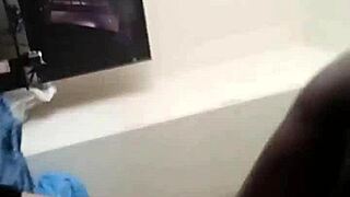 Mo's solo gay schlong play session
