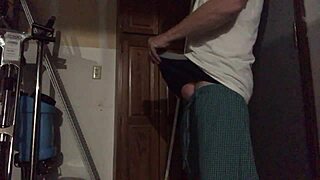 Detailed account of a gay rub