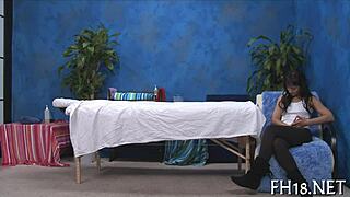 Private massagist offers a relaxing session