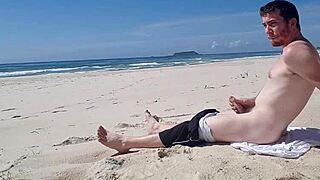 this beach jerk off is so exciting in public, guys love it