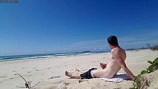 this beach jerk off is so exciting in public, guys love it