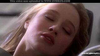 Hey Eleonora, feeling that softcore passion today?