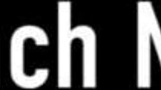 Natural sex bomb Sunny Lane cums solo in hotel room