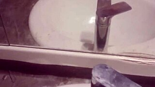 Watch This Young Gay Guy Masturbate!