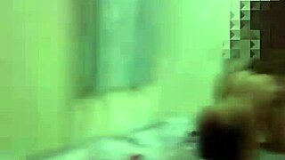 Watch this carioca actor fuck the married woman with her friend and cuckold filming everything, her ass getting pounded