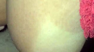 Tirando leitinho antes de dormir - naughty putinha loves sucking cock. She swallows every drop of cum.