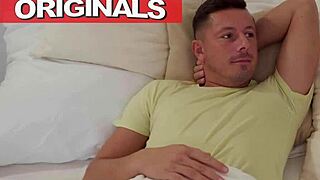 British Girlfriend Lara Lee Apologizes With Pussy Licking After Jealous Cum Dump Facial