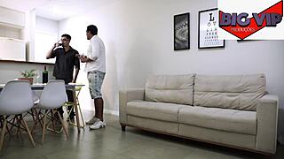 Victoria Dias, Tony Tigrão, and Big Bambu dominate with double penetration at my place