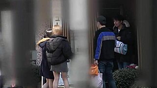 kis cicis ázsiai bombázó teljes verziós videóban