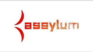 Caramel Starr's Black Ass Stretched Wide with Toys