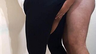 I get so turned on, had to rip her leggings apart!