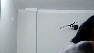 I’m tryna do a lil 18+ dance for ya, oops!