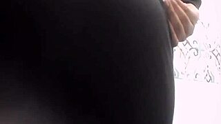 hard booty shaking in bathroom bareback twink fun 😏