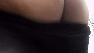 hard booty shaking in bathroom bareback twink fun 😏