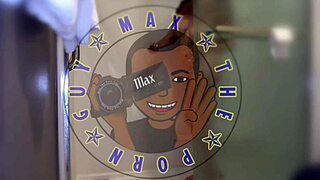 Sexy Latina Julz Shows Body and Gives Sloppy Blowjob in POV