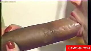 webcam teen 18+ masturbating alone in her room, showing off her amateur body on camera