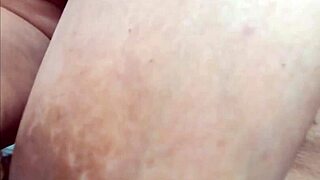 Webcam Mature Woman with Saggy Tits Shows Off