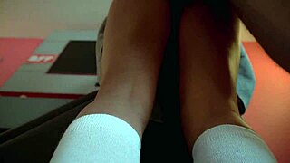 Lovade det är sista gången jag knullar collegeprofessorn. Het 18+ skolflicka fylls med kuk efter lektion