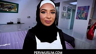 pervmuslim - hot muslim teen in hijab ready to fuck at work