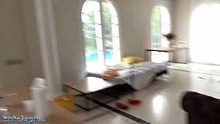 public agent gets spanish cleaner damaris down and dirty for a wild fuck 😜