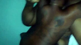 نجوم بورن يستمتعن بـ69 مع ميلفات