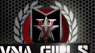 Dirty talking cougar Sara Jay satisfies her big pussy with long toy!