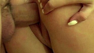 Ig baddie poses for photographer