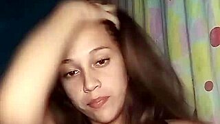 Gabriela Venezolana in Sensual Performance