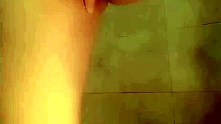Pakistani girl squirts while fingering herself