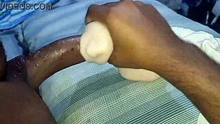 colocando na boneca com estilo único