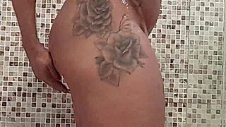 Banho Para O Natal Solo Performance Unveiled