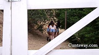 how straight girls discover their true attraction to girls