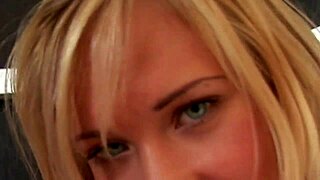 teenage virgin davia explores her tight pussy for the first time