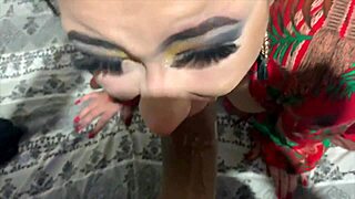 Ela arrives sucking big black cock