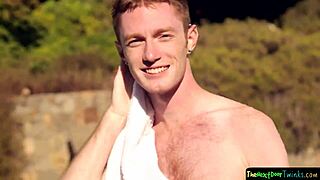 i'm a twink wanking my huge cock solo