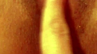 tocandome rico with gentle touches and relaxation