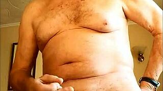 watch me wank myself off onto a biscuit staring at bengeeman