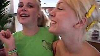 amateur teen 18+ lesbians get hot and heavy