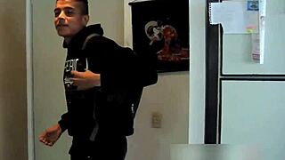 Fudendo o primo da minha mulher in a wild session