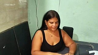 Colombian Chubby Teen Gets Horny with Stepfather and Makes Him Very Horny