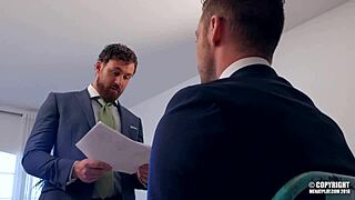 Making it big with the gay roommate in the dorm