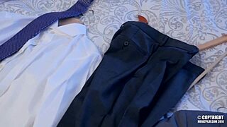 Making it big with the gay roommate in the dorm