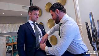 Making it big with the gay roommate in the dorm