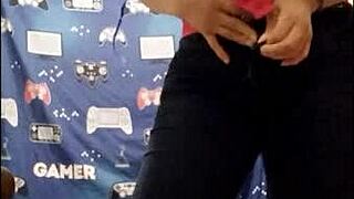 Stepbrother’s birthday gets my homemade porn video gift. Wow!