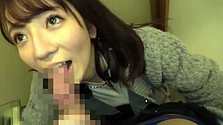 i’m totally into this sexy asian babe giving an epic homemade blowjob