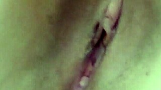 Milf Holes Close Up In Homemade Amateur Orgasm Video