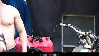 Ryan Rose Rides Pheonix Fellington Under Trees