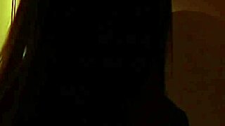 Watch jolie asiatique and her sosie get fucked one after another?