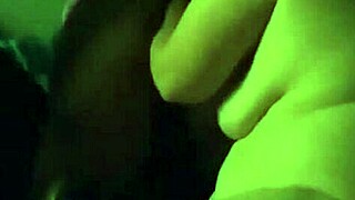 Kongs trekant med cumswap och gruppfylleri